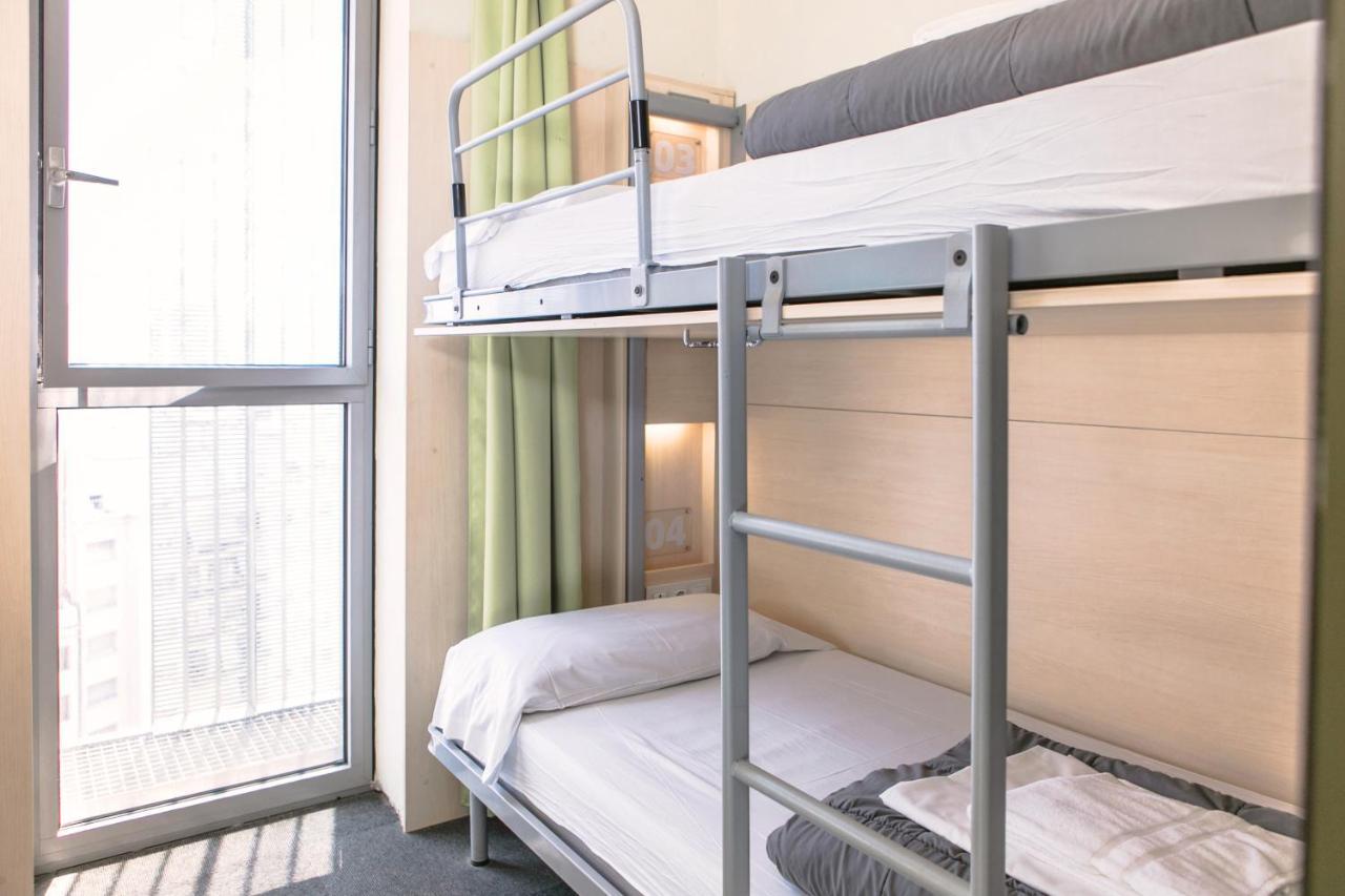Urbany Hostel Barcelona Luaran gambar